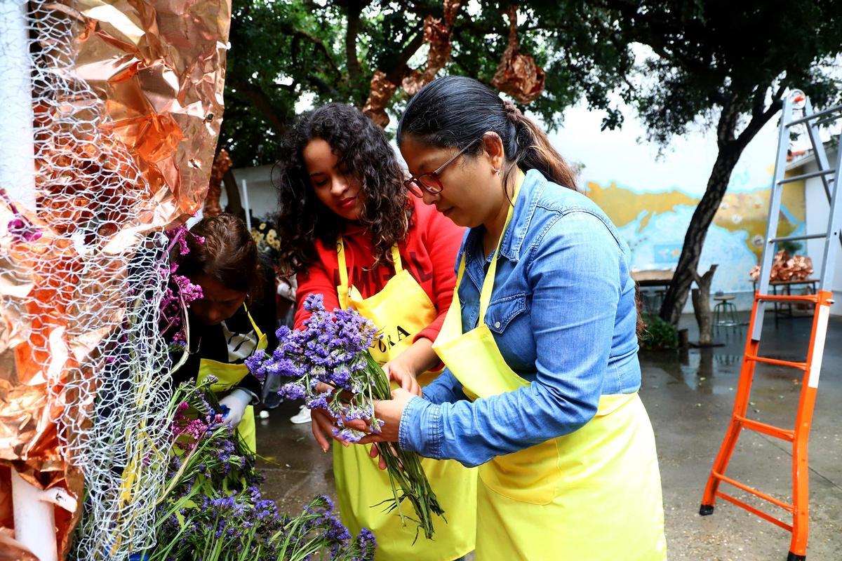 La guerrilla floral, en imágenes