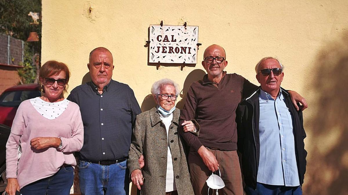 «En la gripe del 1918 los carros se llevaban a los muertos pero la gente salía a la calle»