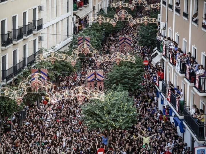 La fiesta estalla con "Idella"