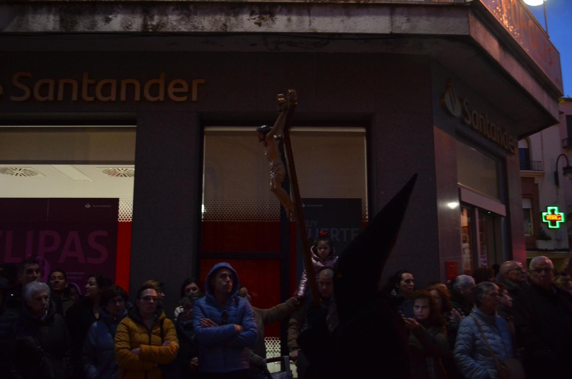 GALERÍA | Procesión del Santo Entierro de Benavente, en imágenes