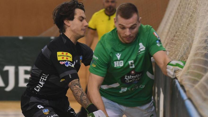 César Carballeira y Jerónimo García en el duelo de Riazor. | LCO