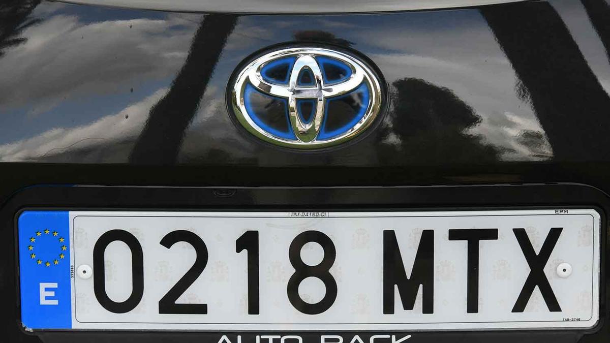 Adiós a las matrículas actuales en España: el nuevo cambio que entra en vigor en 2026