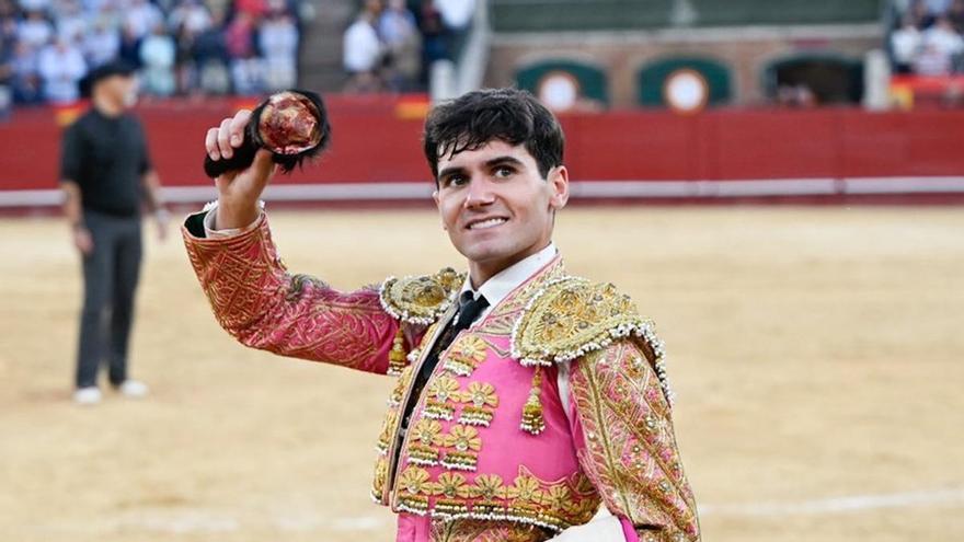 'Cariñoso', un grandioso novillo de Casa de los Toreros para cerrar la temporada en València