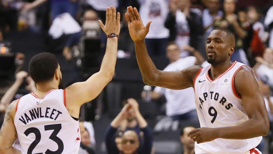 Ibaka y Marc Gasol arrancan con triunfo las semifinales ante los Sixers