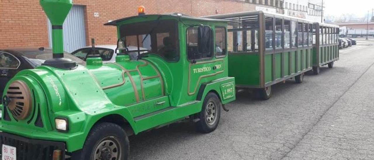 El modelo de tren que se utilizará para las rutas en Aller, antes de ser rotulado y preparado.