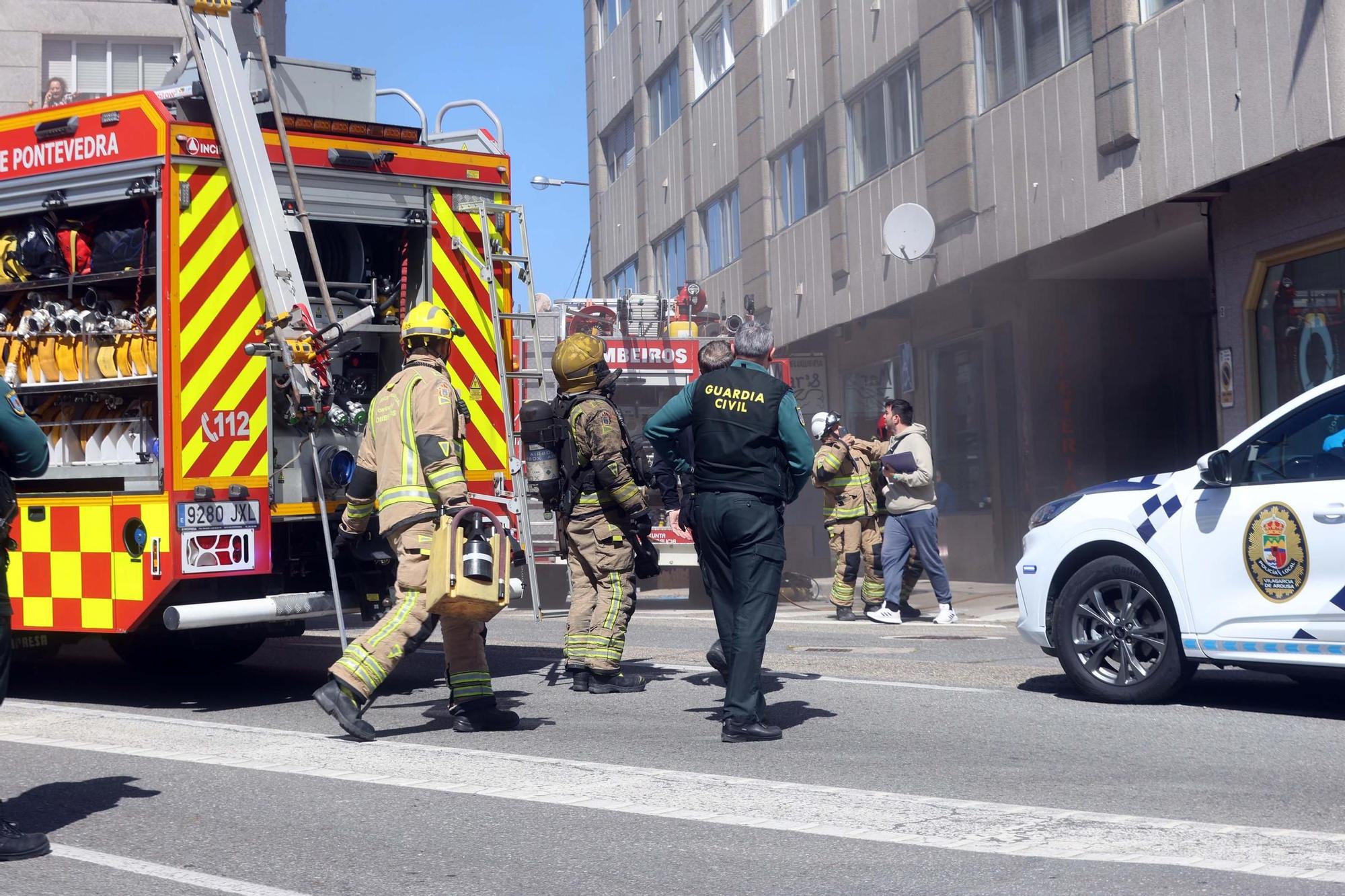 Incendio en un edificio de 12 plantas en Vilagarcía: así fue el rescate de los vecinos y sus mascotas