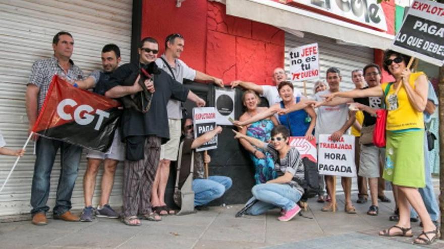 Protesta por el despido de un trabajador