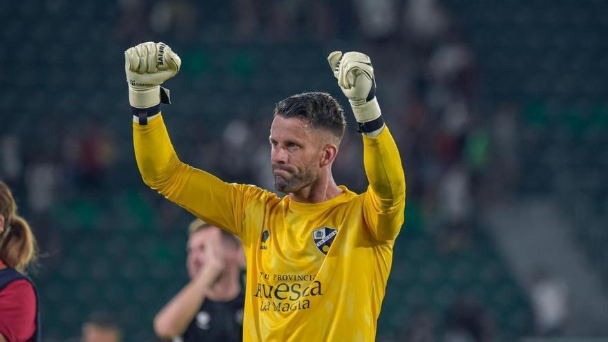 Dani Jiménez, un cerrojo de plata para el Real Murcia
