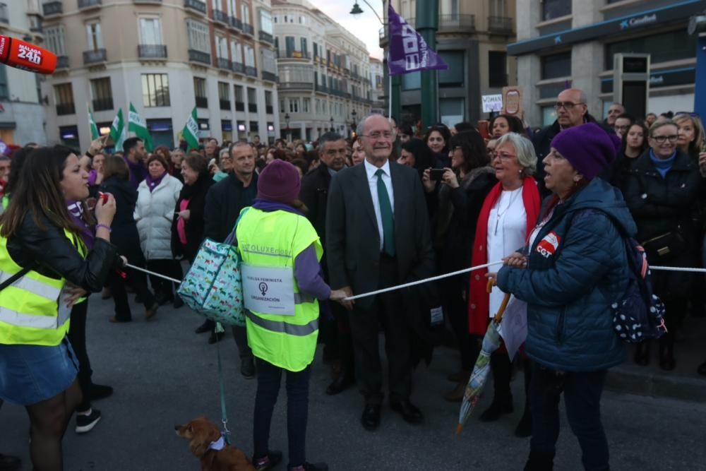 Miles de manifestantes colapsan el centro de Málaga en una marcha que comenzaba con polémica con Francisco de la Torre