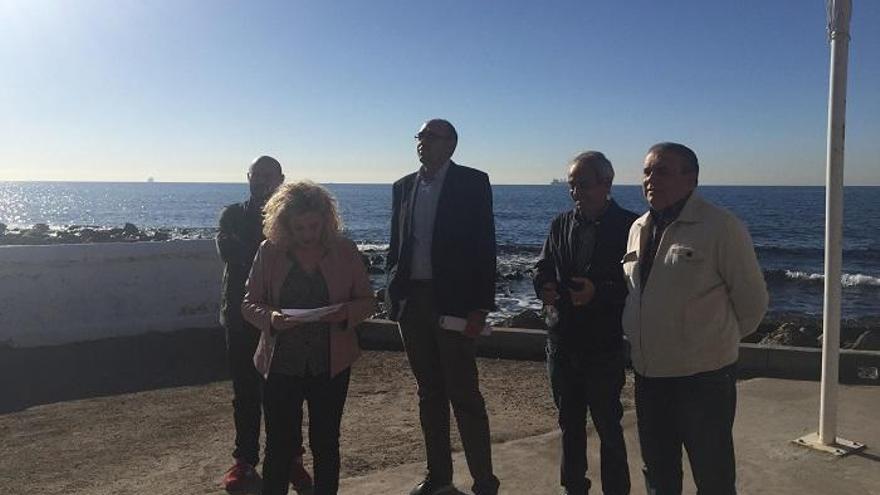 Los portavoces de Málaga para la Gente antes de la rueda prensa