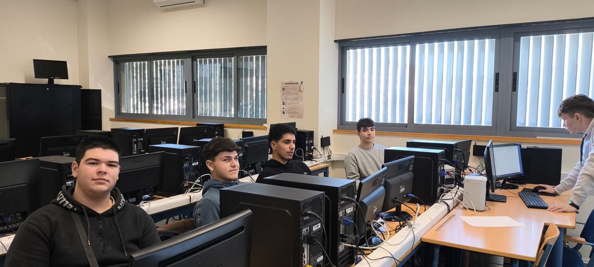 Equipo del IES Luis Carrillo de Sotomayor.