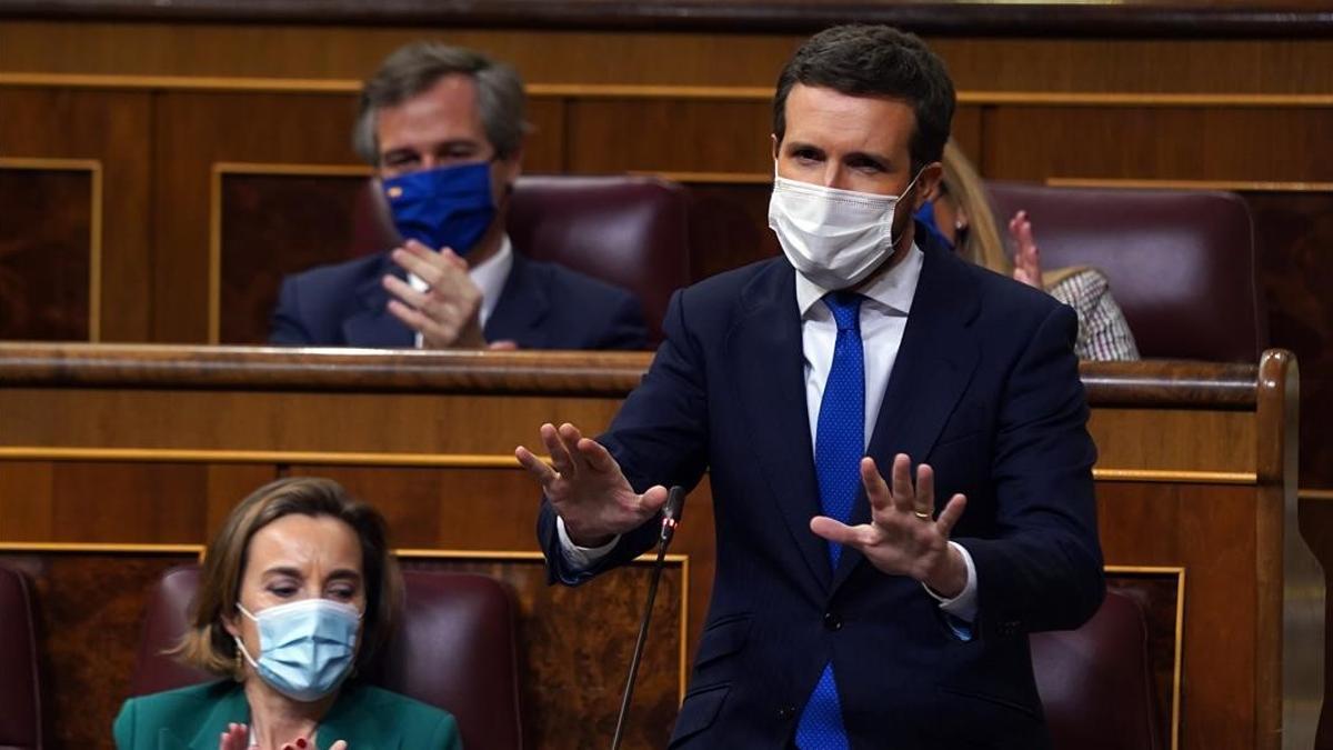 Casado pide a Sánchez que cese a Iglesias