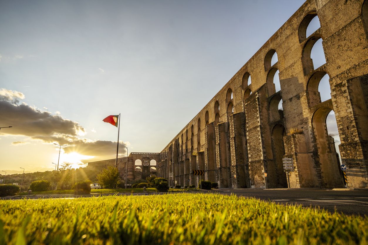 Acuaducto situado en el corazón de Elvas