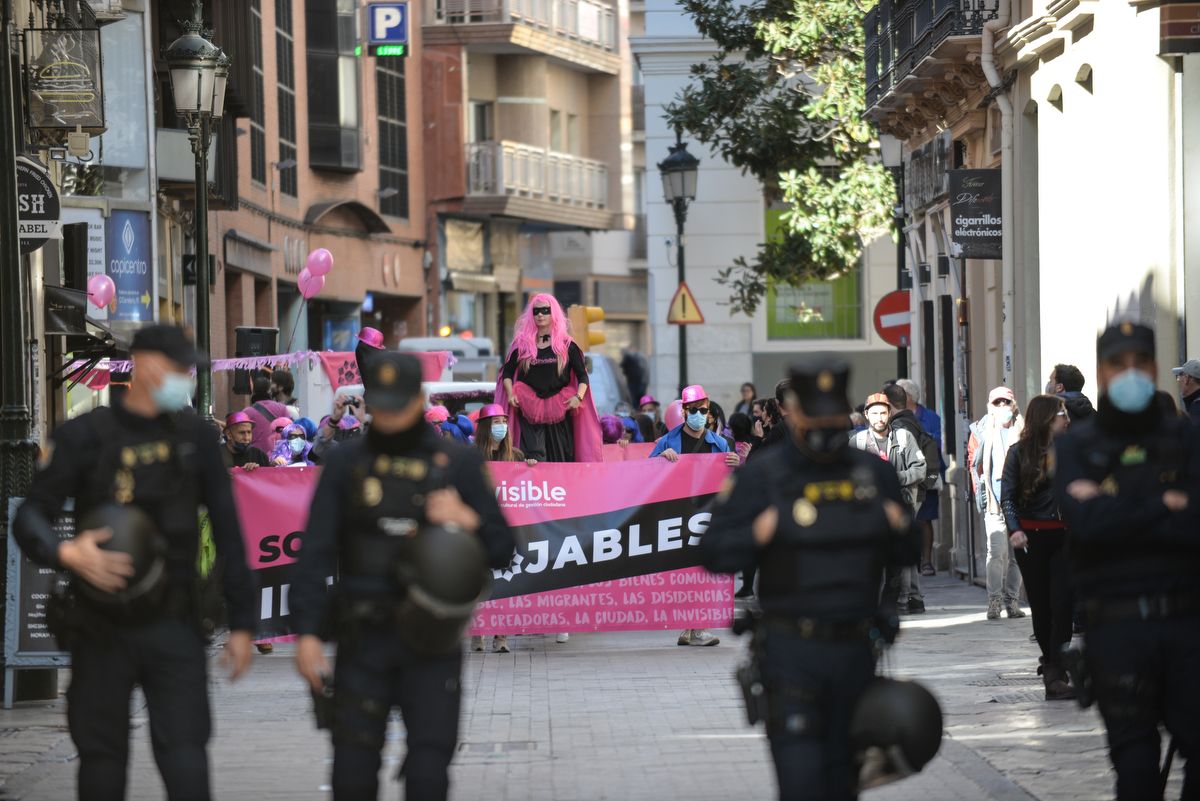 Manifestación en contra del desalojo de La Casa Invisible