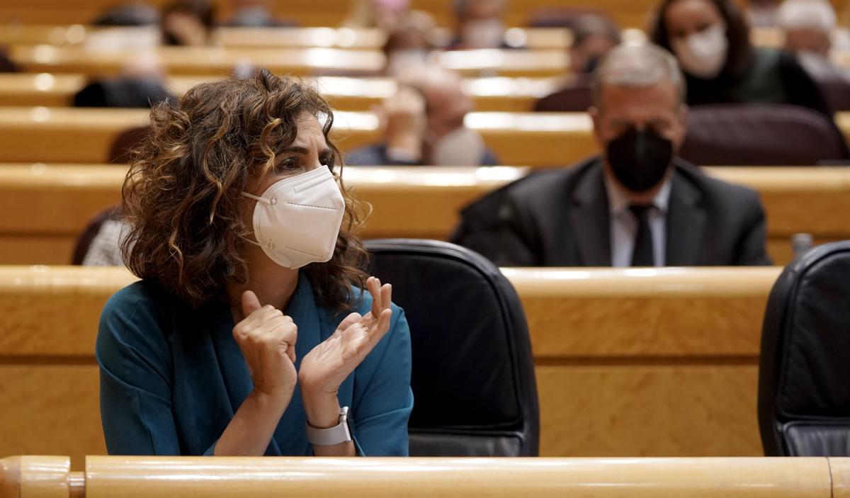 María Jesús Montero, ministra de Hacienda, en la sesión de control al Gobierno en el Senado.