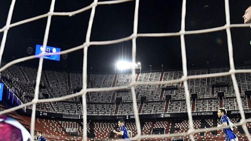 Todo el fútbol suspendido