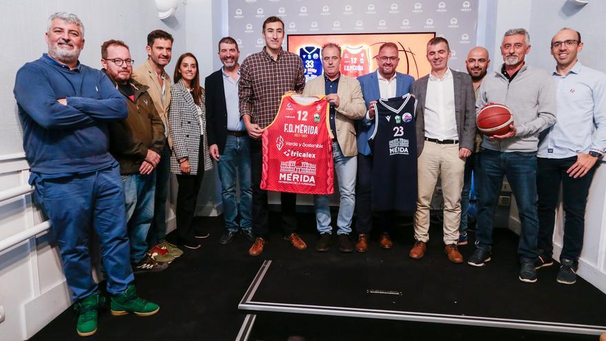 El ayuntamiento se convierte en nuevo patrocinador del Club Don Bosco de Baloncesto y el Mérida FD