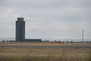 El aeropuerto de Ciudad Real pide contenedores de residuos para un "proyecto grande" en plena polémica sobre los migrantes