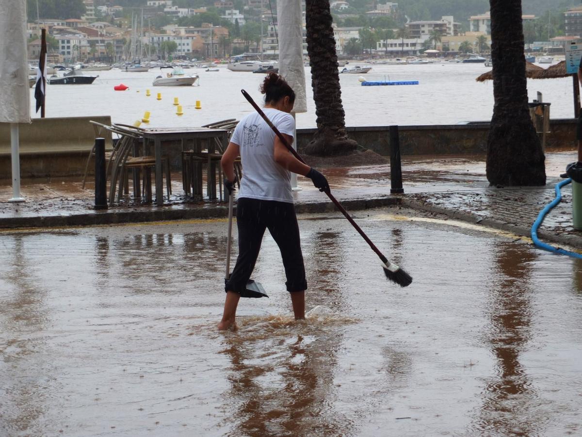 Los efectos de la DANA en Port Sóller, en imágenes