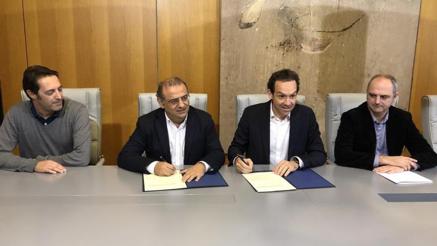 Firma del acuerdo de recepciÃ³n del tramo del Passeig CalviÃ .