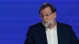 Rajoy apuntala la idea d’un Govern que va arribar per "un pacte indigne"