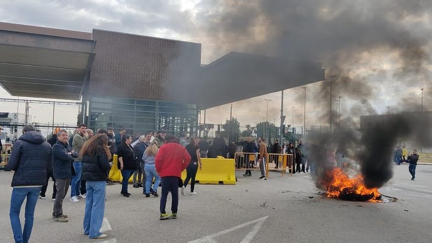 UGT alerta que en sis mesos s&#039;ha sancionat 22 interns de Figueres per faltes als treballadors