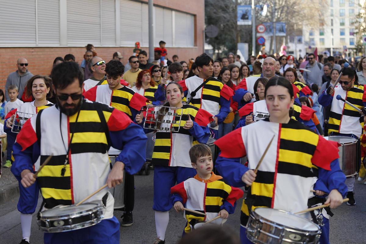 Imatges dels carnavals a barris de Girona