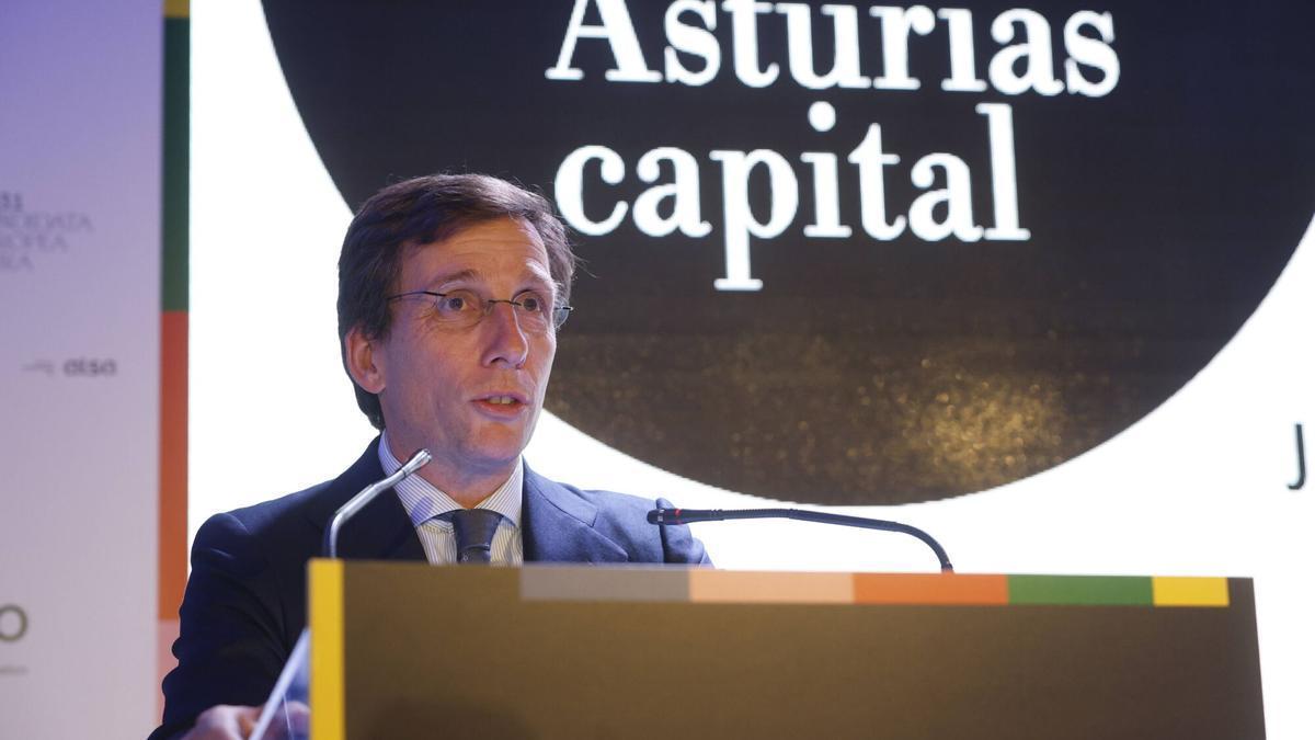 Martínez-Almeida, durante su intervención en el Movistar Arena de Madrid