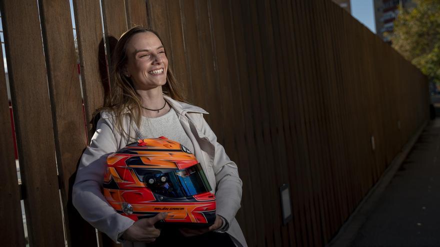 La piloto Belén García fotografiada antes de la entrevista