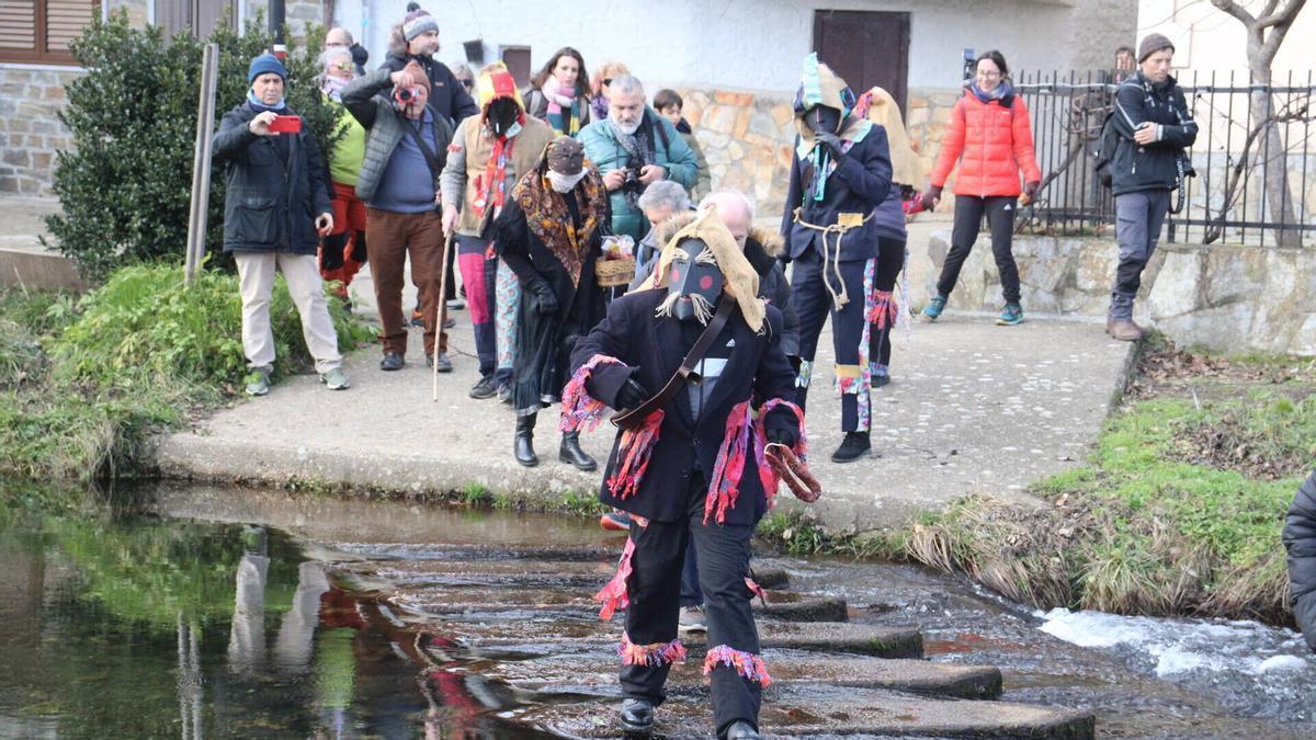 Mascarada de los Carteos de Rihonor.