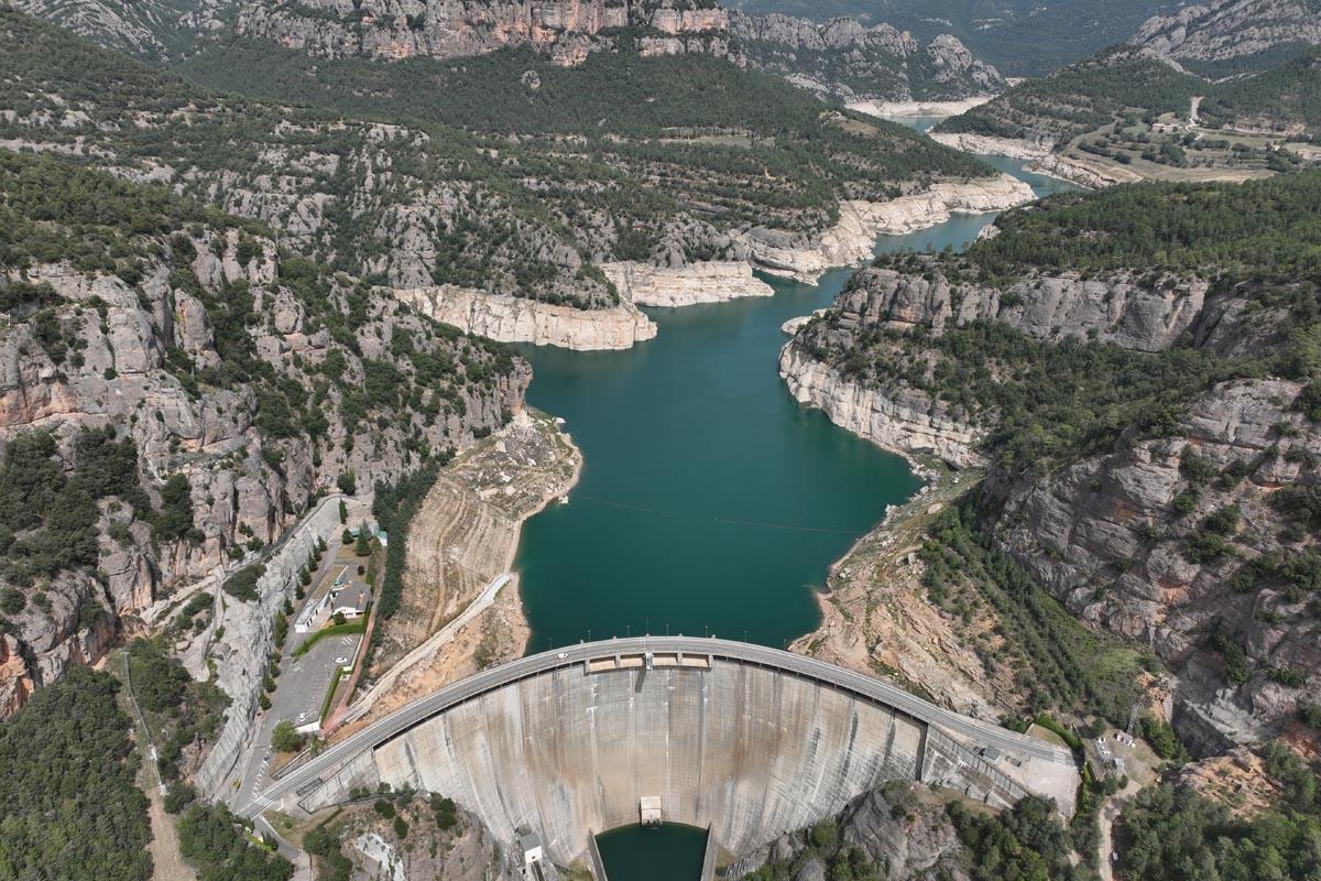 El Govern ha destinat 560 M€ en dos anys en ajuts al món local per la sequera