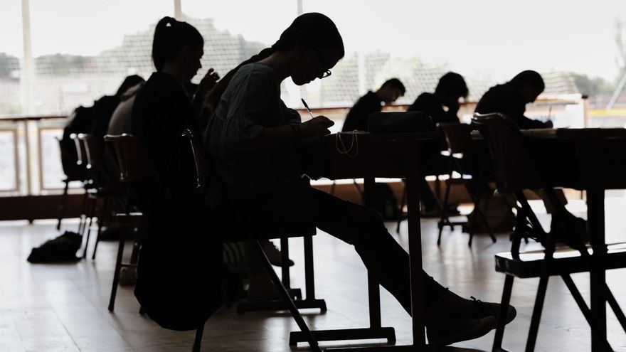 La primera prueba de las oposiciones de Maestros y Secundaria se celebrará el 21 de junio