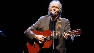 El cantautor Joan Manuel Serrat, durante un concierto.