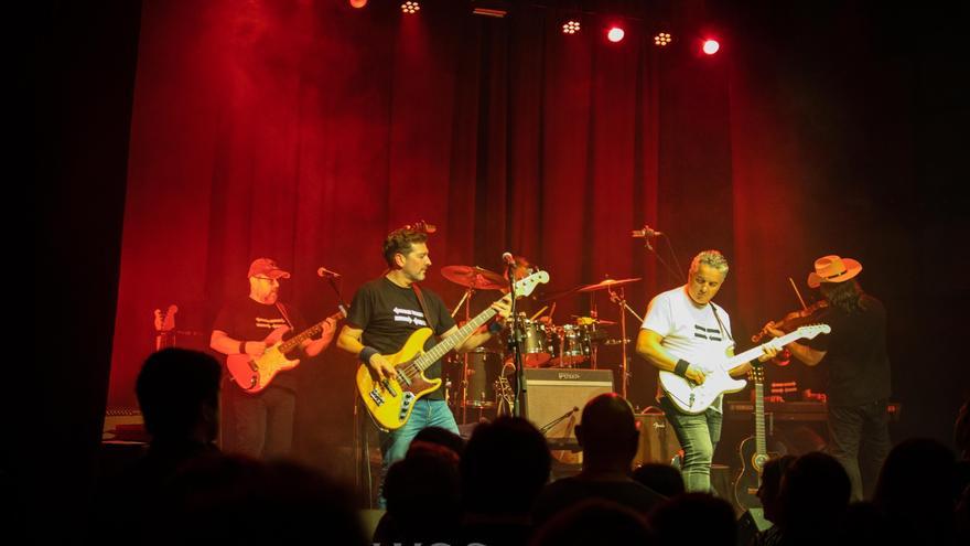 La Sala M 100 acoge un homenaje a la banda Dire Straits