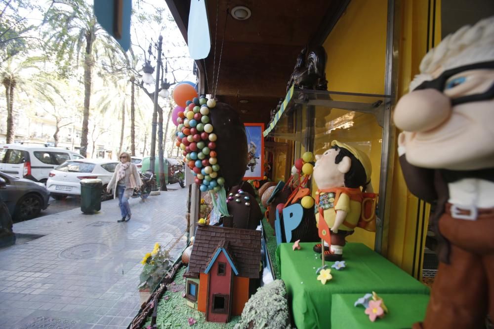 Forn de Vicent García. Primer premio de escaparate y torta de pasas y nueces.