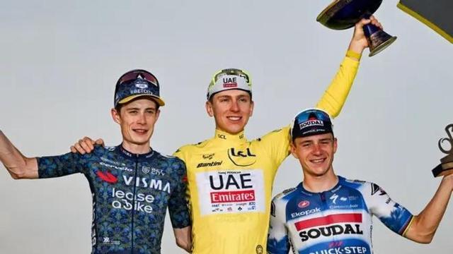 Pogacar, Vingegaard y Evenepoel, en el podio del Tour.