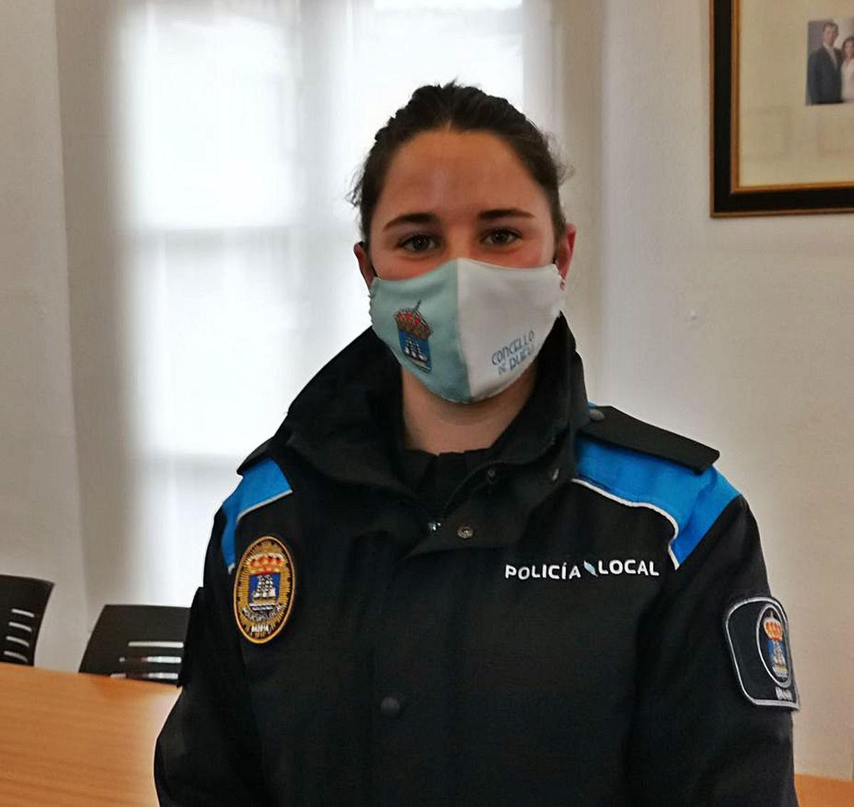 La Policía de Bueu incorpora tres nuevos agentes, con la primera mujer con plaza