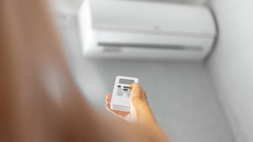 Ahorrar en la factura de luz: ¿cómo aprovechar mejor el aire acondicionado?