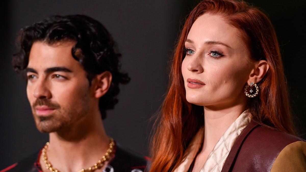 Sophie Turner acusa a Joe Jonas de retener a sus hijas para que no la vean