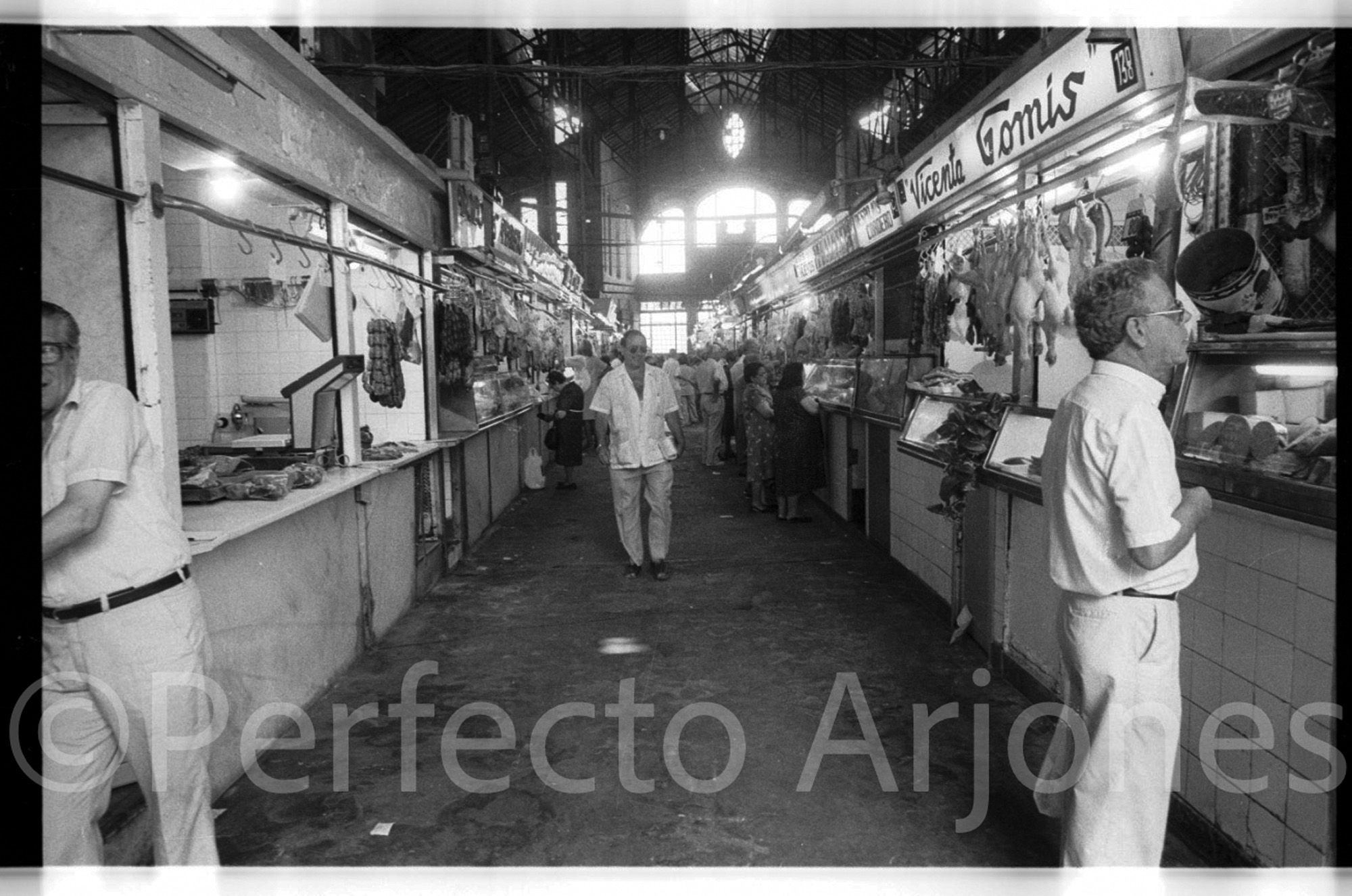 MERCADO CENTRAL.Carne 87-2.jpg