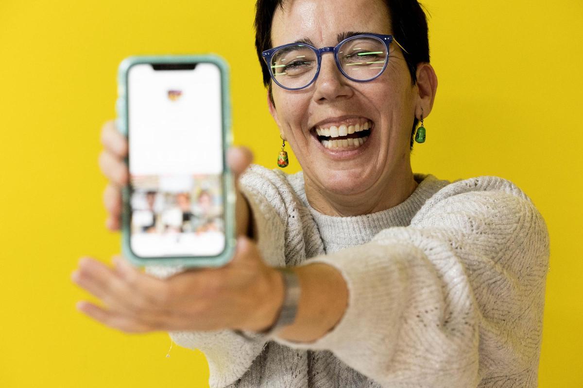 Picoca posa después de su entrevista en la redacción de El Periódico de Aragón.