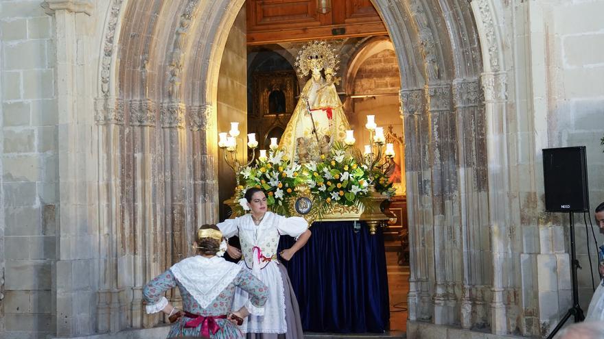 La procesión de la Mare de Déu dels Desemparats de Gandia