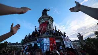 Francia frena a la extrema derecha y da la victoria a la izquierda en las legislativas