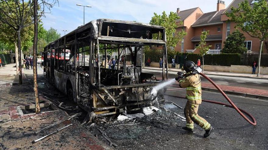 Los autobuses llevarán un sistema para evitar que se incendien