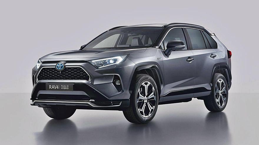 El Toyota RAV4 híbrido enchufable llegará  a los concesionarios en el segundo semestre.