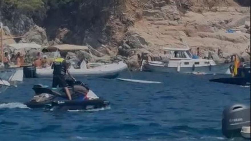 La vigilància marítima es fa més visible a les cales de la Costa Brava