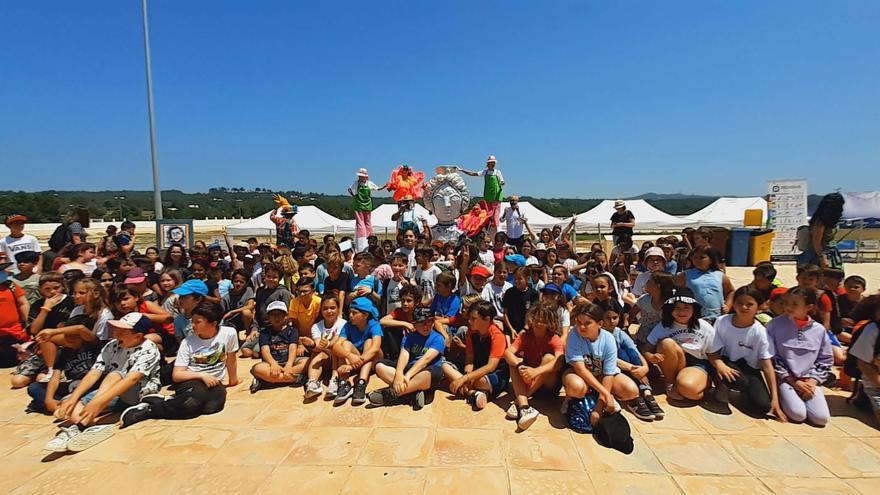 Pequeños maestros del reciclaje en Ibiza