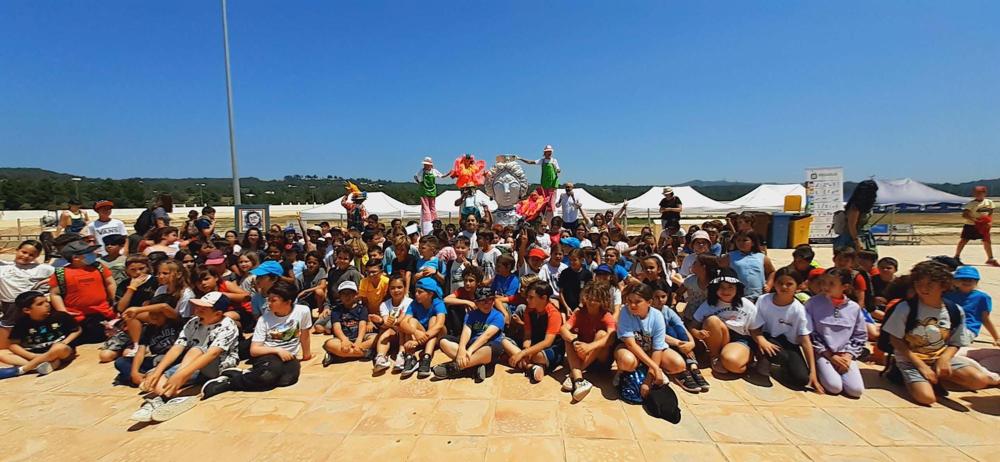 Pequeños maestros del reciclaje en Ibiza