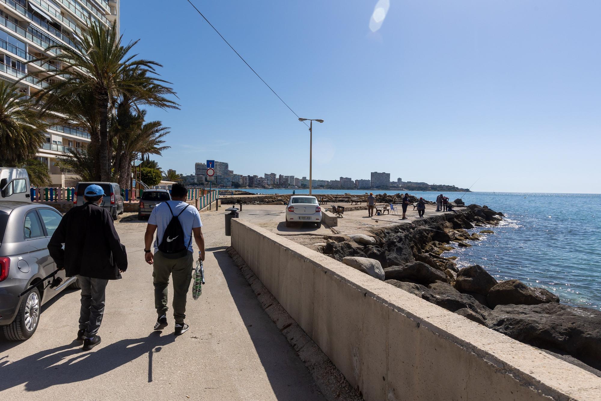 Los vecinos reclaman el mantenimiento de los espigones de las calas de la Albufereta