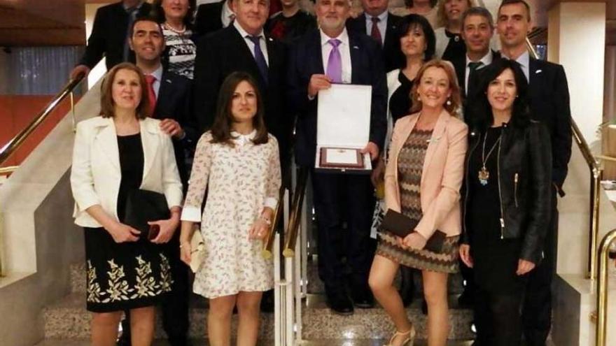 El Ministerio de Educación reconoce al García Téllez de Cáceres con la orden de Alfonso X